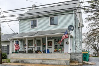 Building Photo - 308 S Enola Dr