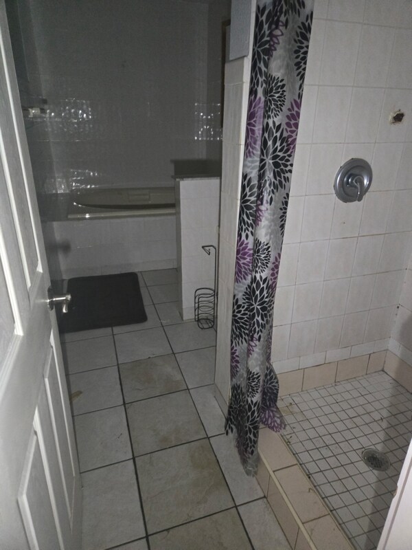 Foto del edificio - 1325 Drew St