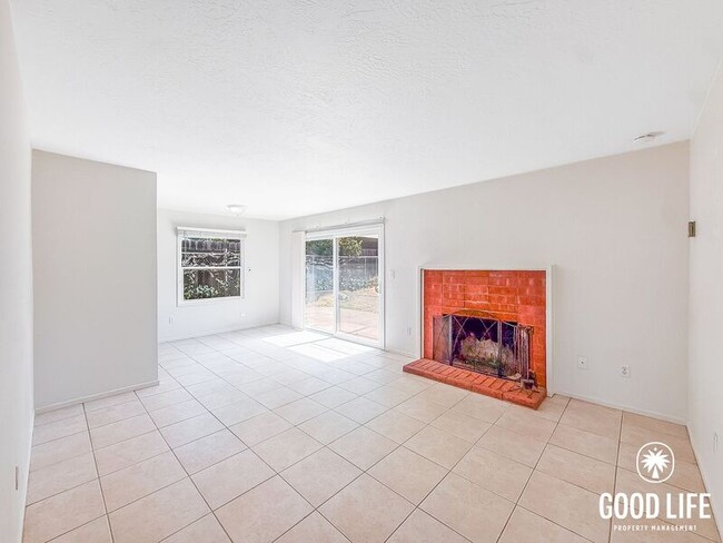 Building Photo - 14213 Tobiasson Rd