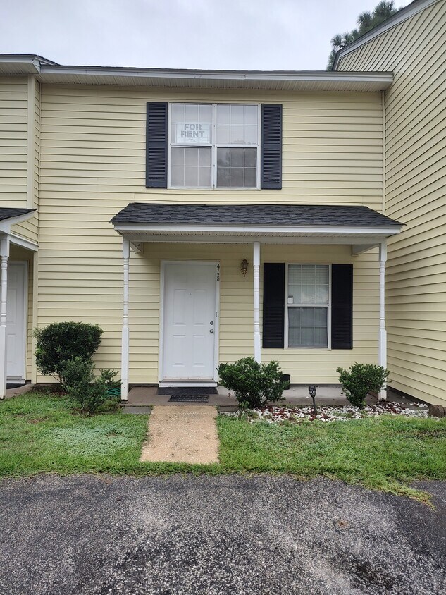 4725 Bayfield Dr, North Charleston, SC 29418 Townhome Rentals in