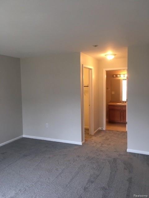 Foto del edificio - 4094 Hampton Ridge Blvd