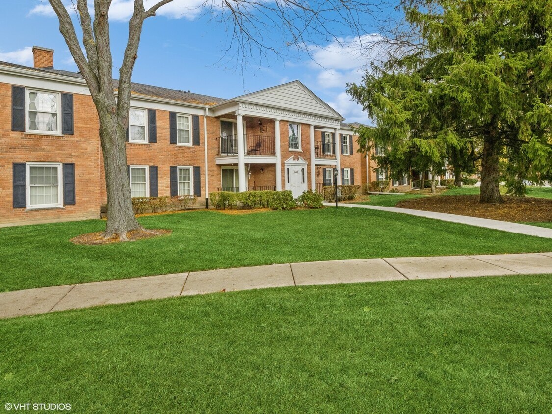 Primary Photo - 550 Shorely Dr