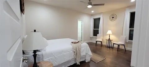 Building Photo - 913 Cope St