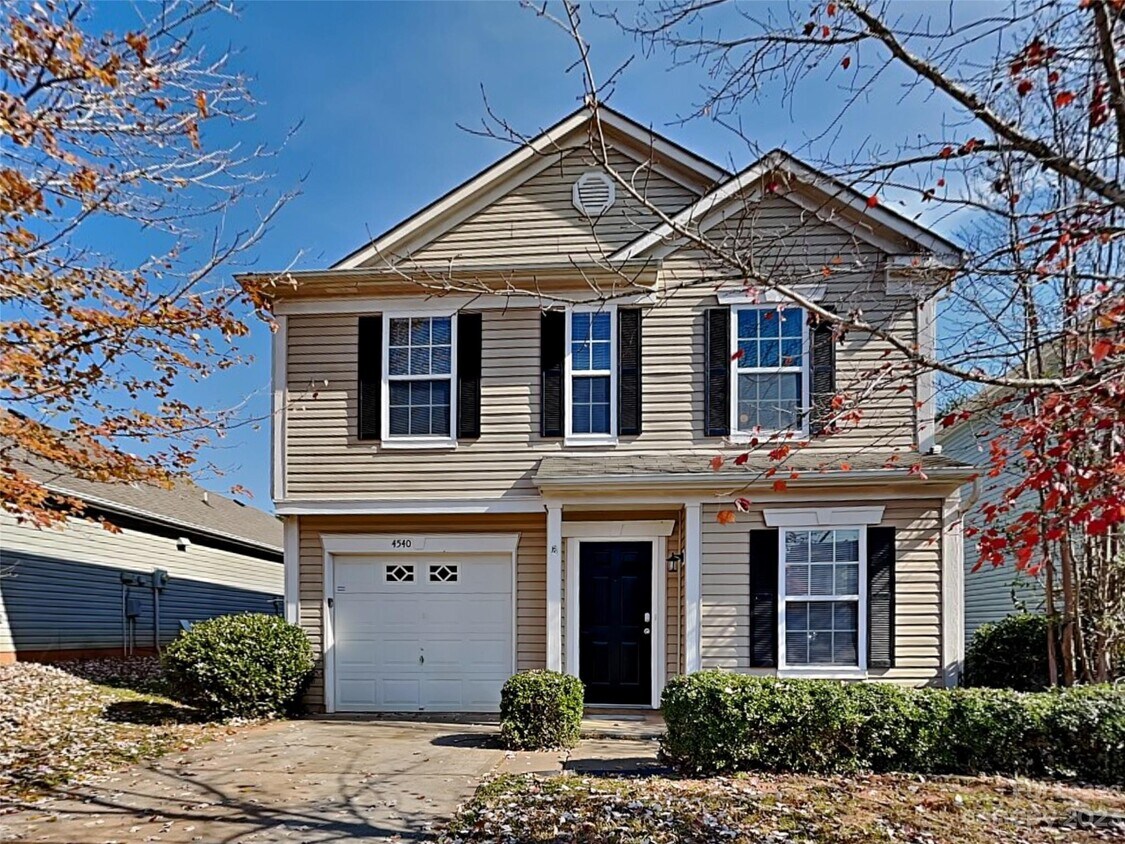 Primary Photo - 4540 Stone Mountain Dr