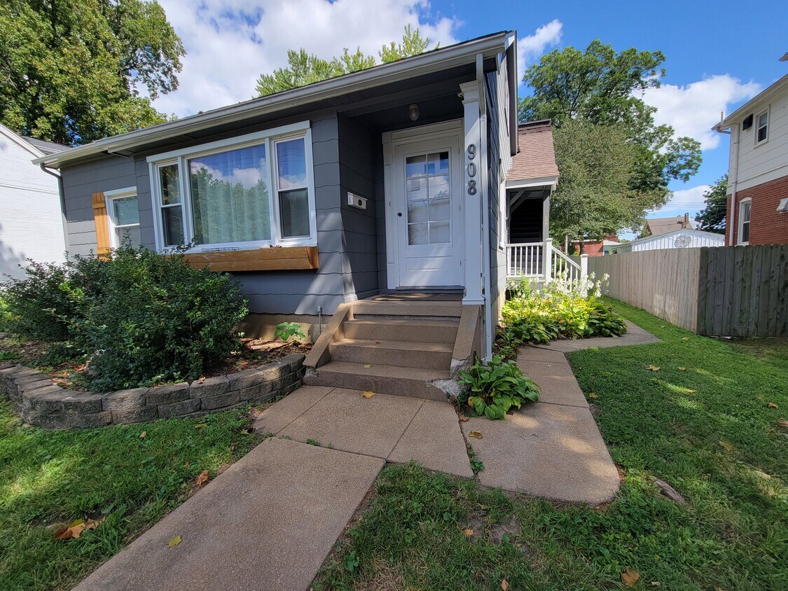 Foto principal - 908 S 4th St