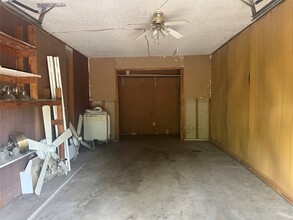 Building Photo - 600 Normal Park Dr