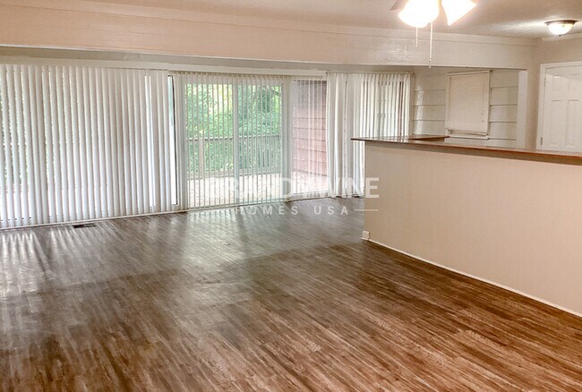 Foto del edificio - One month FREE RENT