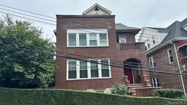 Building Photo - 539 W 232nd St