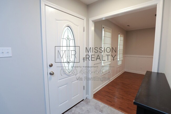 Building Photo - 1304 Manders Knoll Ct