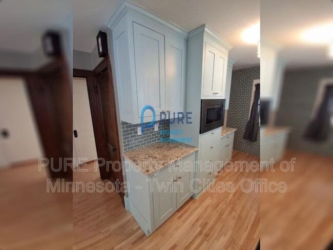 Building Photo - 177 S Dunlap St