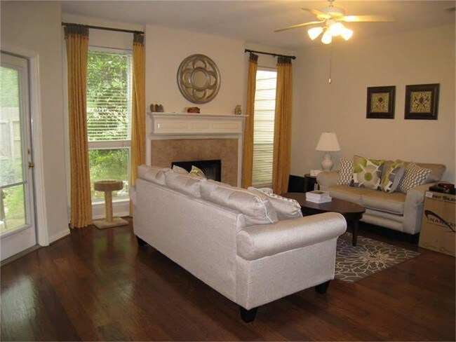 Foto del edificio - 86 Wintergreen Trl