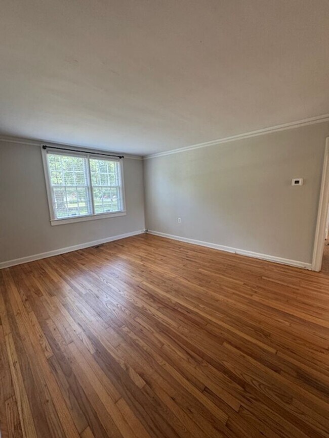 Building Photo - Oleander Court