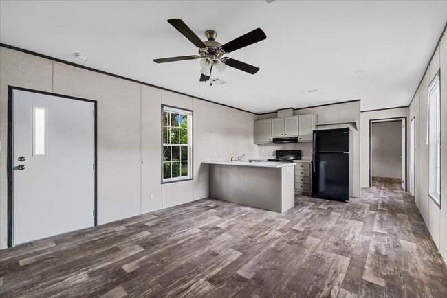 Foto del edificio - 11240 N Northwood Dr
