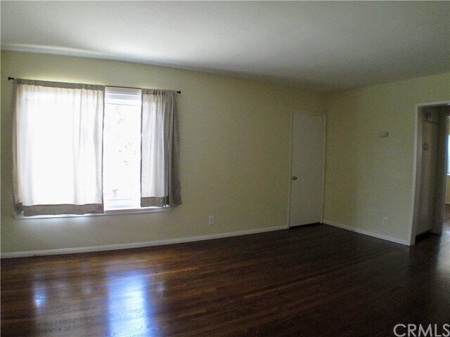 Building Photo - 1410 Anaheim Pl