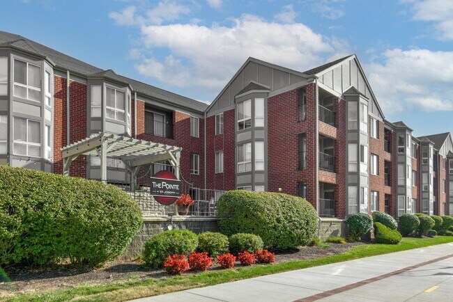 Foto del edificio - Pointe at Saint Joseph Apartment Homes