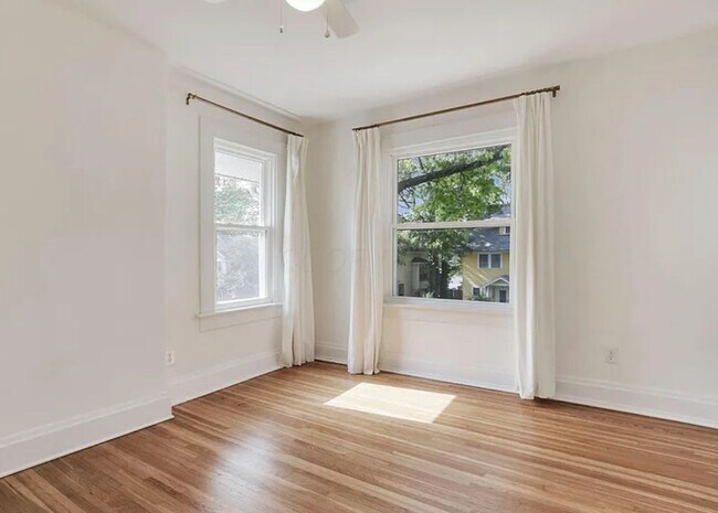 Foto del edificio - 255 E Kelso Rd