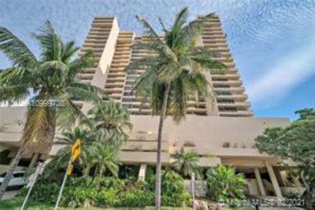 Foto del edificio - 2555 Collins Ave