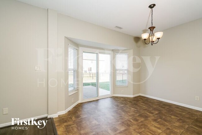 Foto del edificio - 1336 Turkington Ct