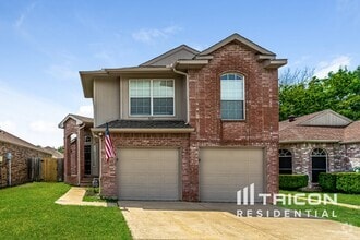 Building Photo - 5115 Whitehaven Dr