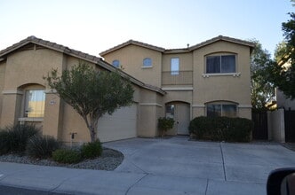 Building Photo - 2034 N Arbor Ln