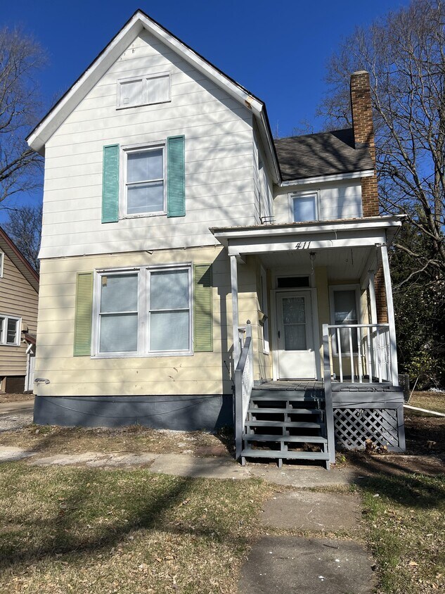 411 W McClure Ave, Peoria, IL 61604 House Rental in Peoria, IL