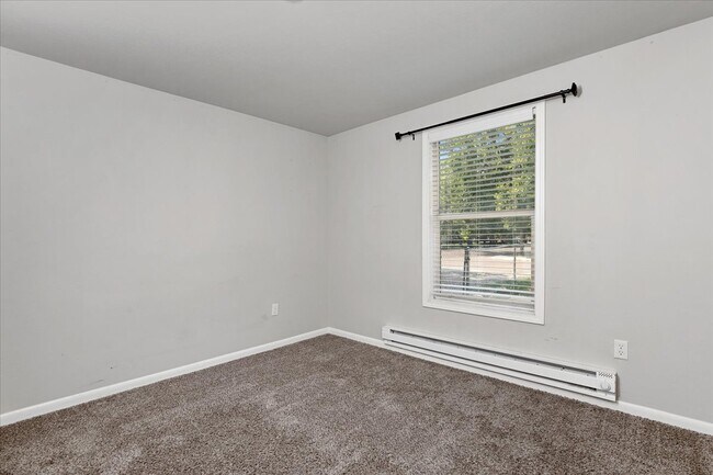 Foto del edificio - 420 S Garland St