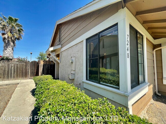 Foto del edificio - 2 br, 1 bath House - 7248 Tristan Circle