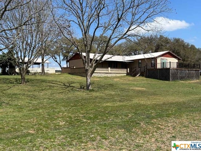 Building Photo - 2056 Farm to Market 165