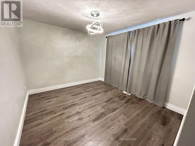 Building Photo - 47 Gentry Crescent