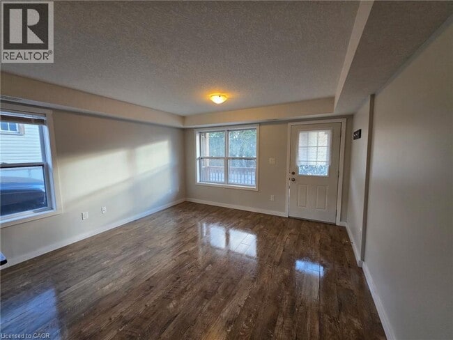 Photo du bâtiment - 48 Martin St