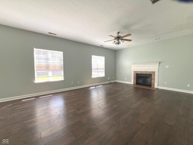 Foto del edificio - 8801 Birch St