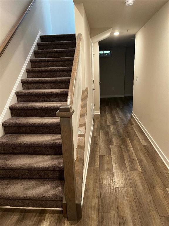 Foto del edificio - 4930 Brookside Ct