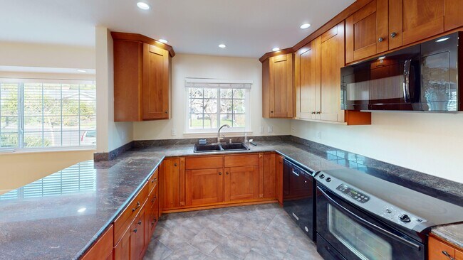 Foto del edificio - 207 Knight Dr