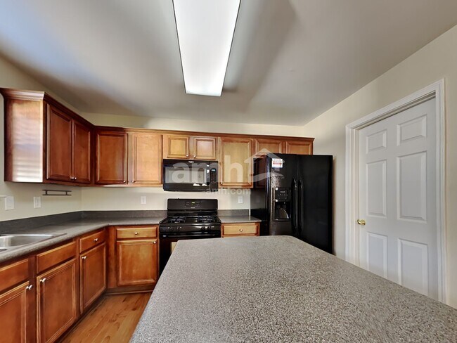 Foto del edificio - 2630 Gatewater Ct