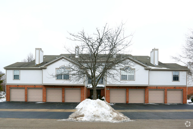 12 Oaks Apartments Schaumburg