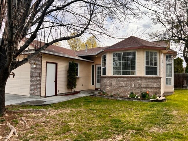 Foto del edificio - 4650 N Date Palm Ave