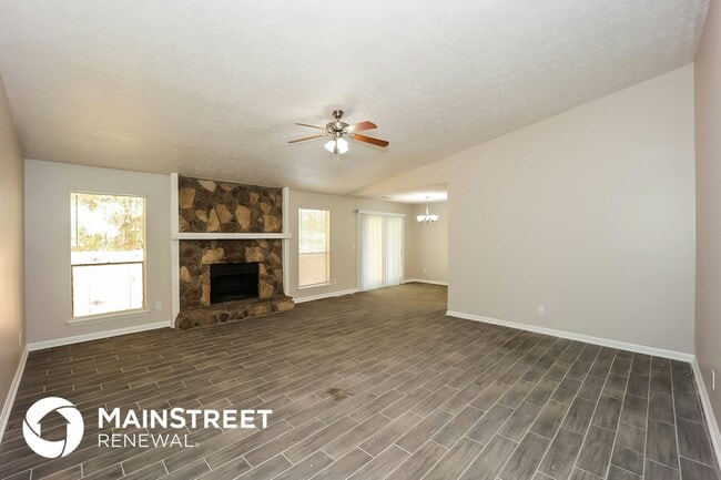 Foto del edificio - 8682 Cedar Creek Ridge