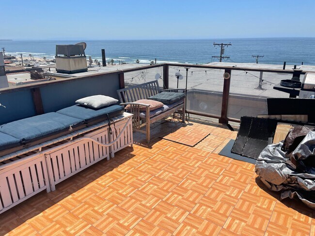 Cubierta del techo - 4215 Highland Ave