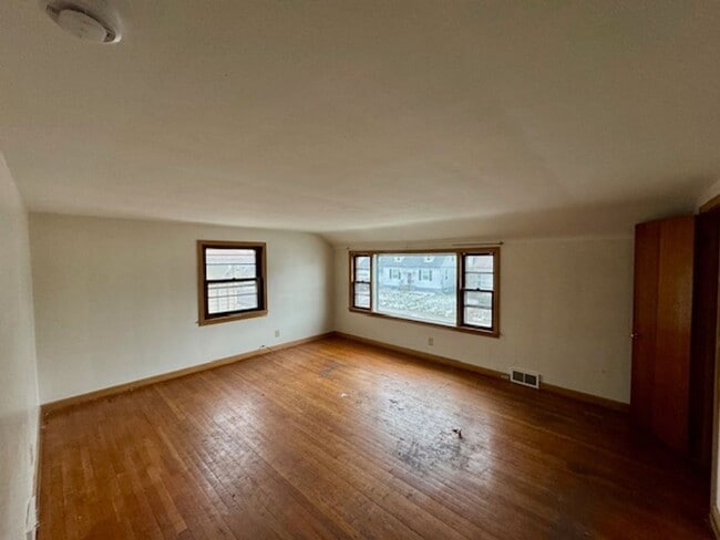 Foto del edificio - 22 Adams Ave