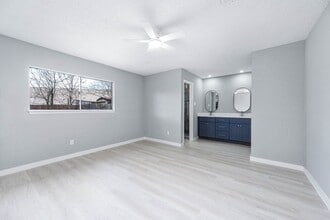 Building Photo - 3610 Brier Gardens Dr