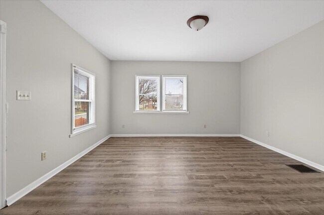 Foto del edificio - 636 E 34th St