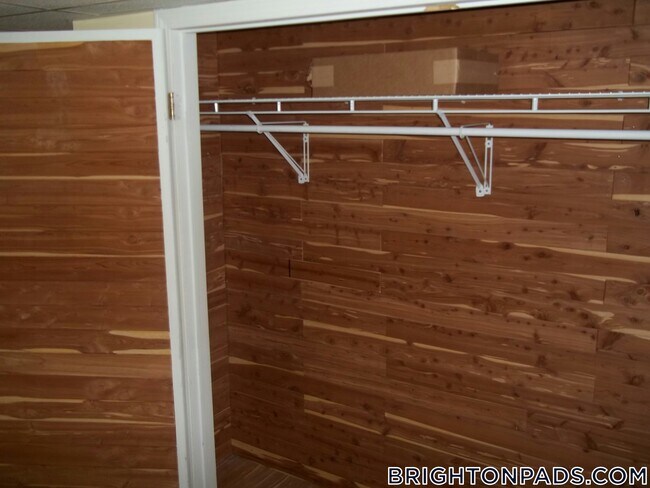 Foto del edificio - 191 Kenrick St