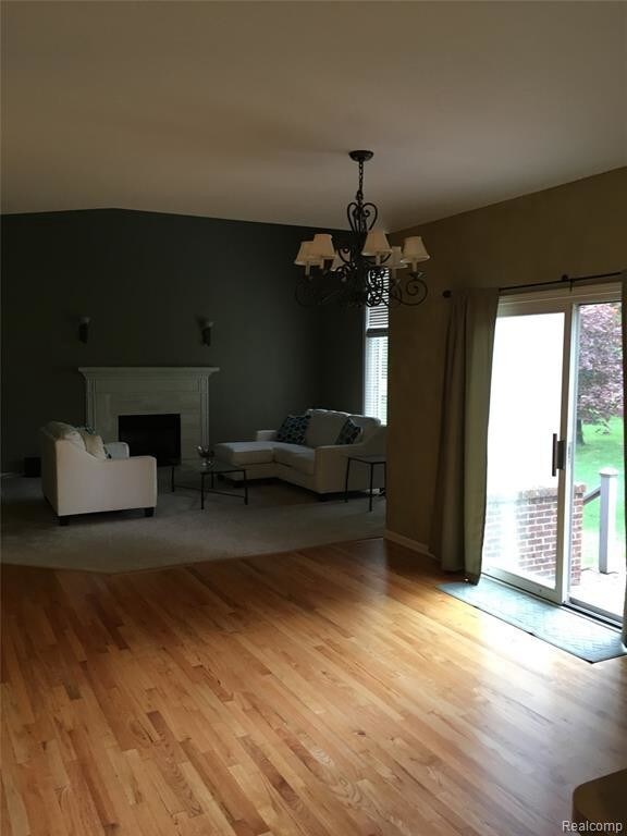 Foto del edificio - 2042 Baron