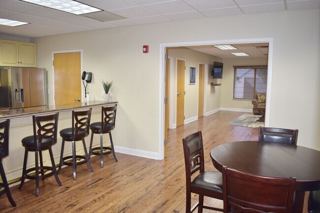 Foto del edificio - 850 Engineers Rd
