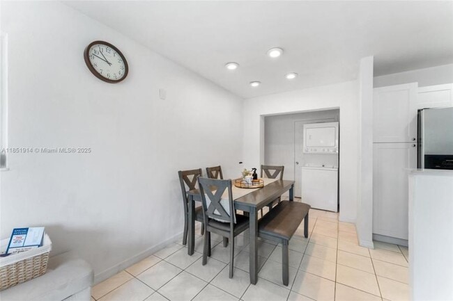 Building Photo - 3 bedroom in North Miami FL 33179