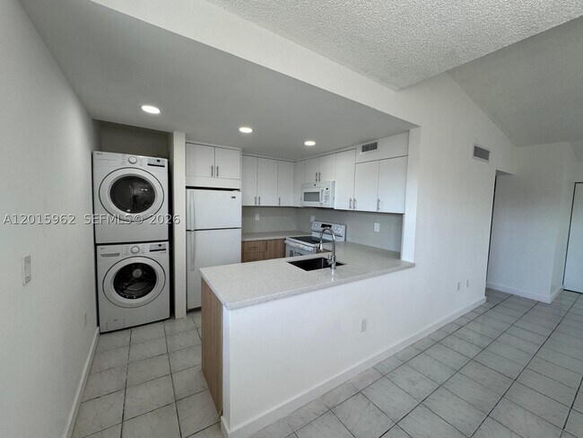 Foto del edificio - 10296 NW 9th St Cir