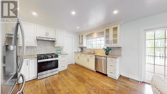 Building Photo - 303 Morris Rd