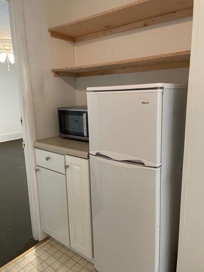 221 W Broad St Cookeville, TN 38501 - Alquileres en Cookeville, TN