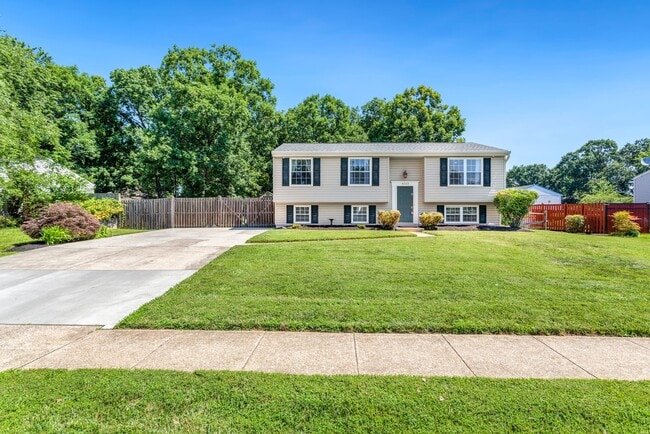 Building Photo - 4522 Cub Run Rd