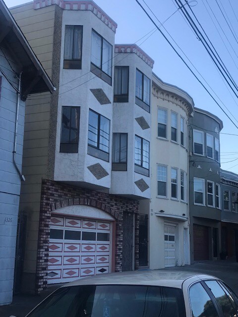 Building Photo - 1328 18th Ave